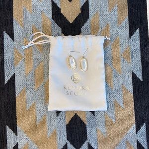 Kendra Scott elle gold drop earrings